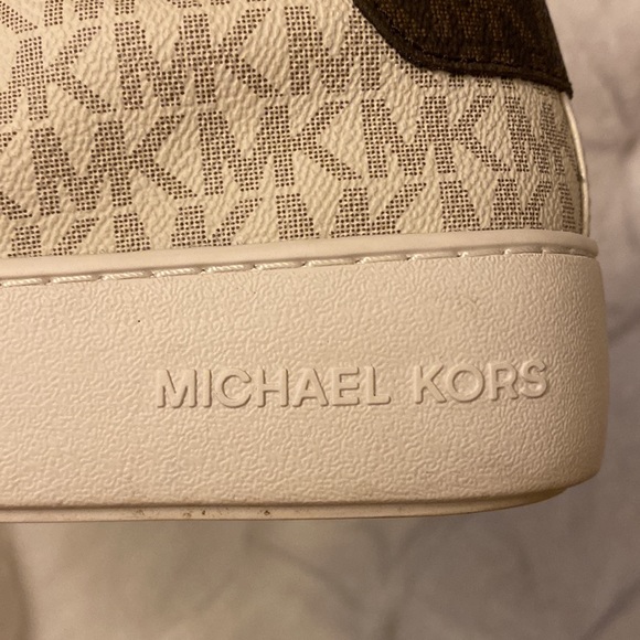 Michael Kors Sneakers - Picture 11 of 12